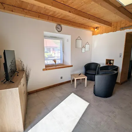 Vakantiehuis Ancienne Ferme Renovee A Gerardmer, 3 Chambres, Confort Moderne - Fr-1-589-700 Gérardmer