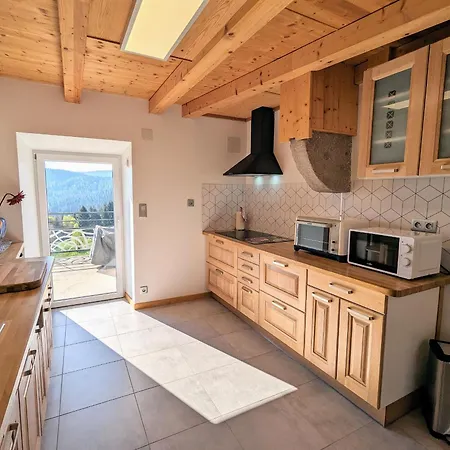 Ancienne Ferme Renovee A Gerardmer, 3 Chambres, Confort Moderne - Fr-1-589-700